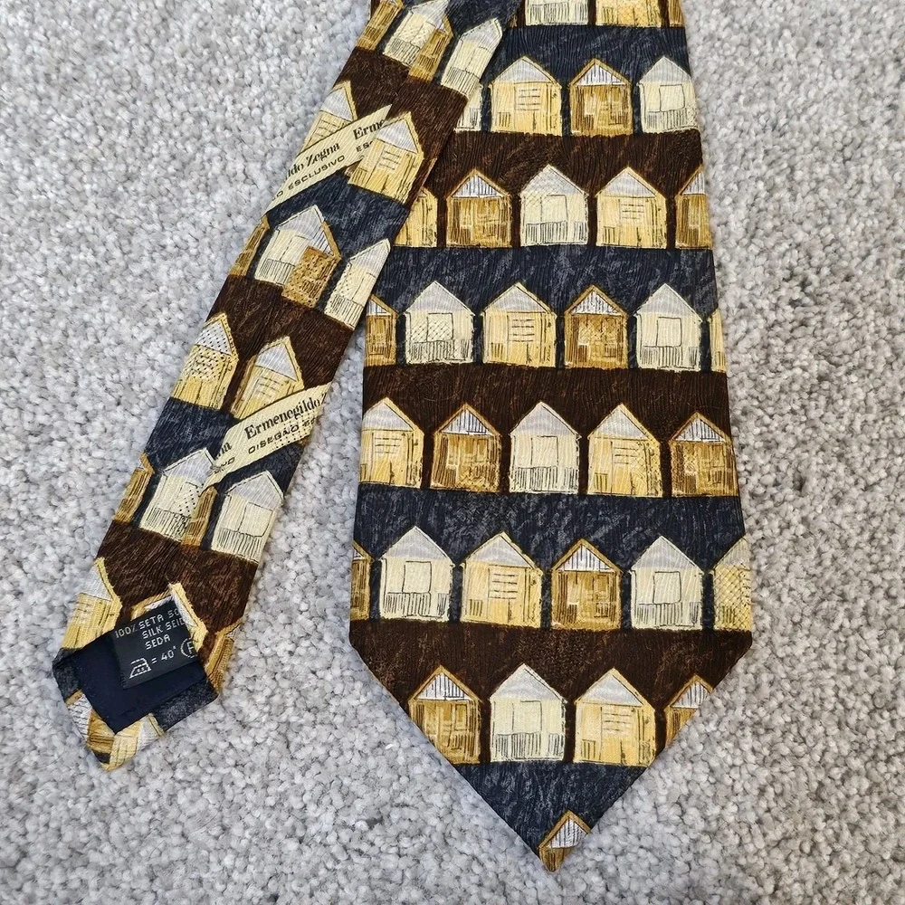 Ermenegildo‎ Zegna 100% Silk Tie Brown Gold Beach Hut Pattern Novelty Designer